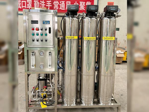 1噸全不銹鋼三罐反滲透設備